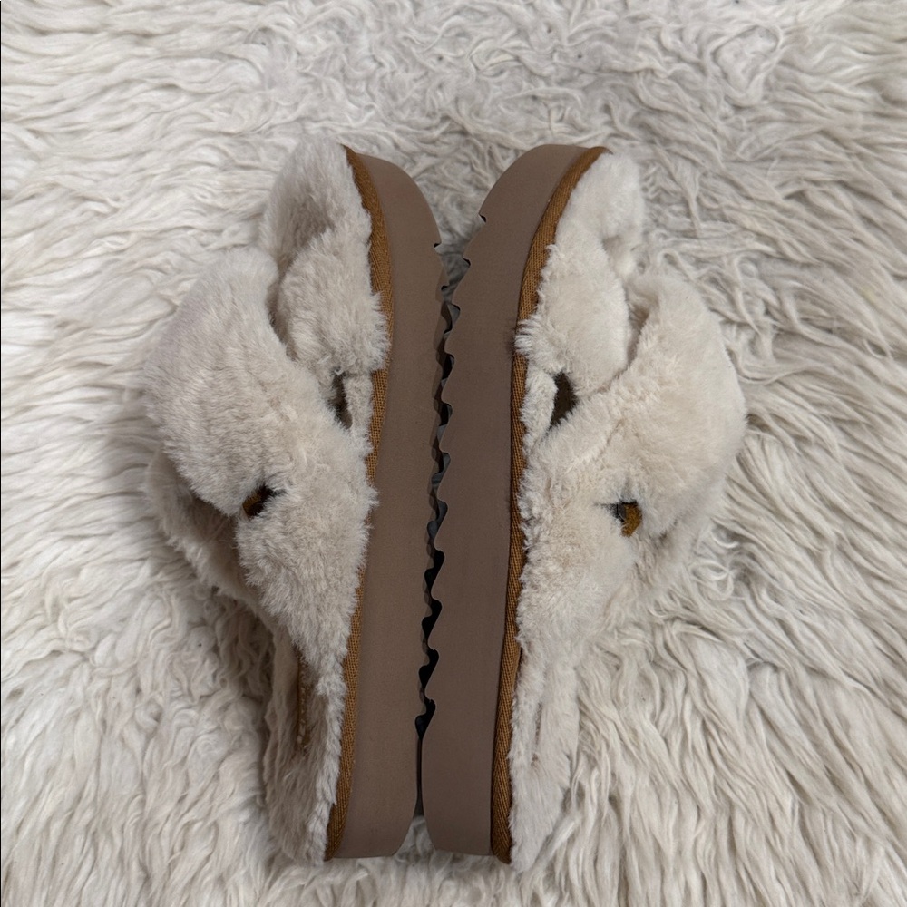 Koolaburra by UGGs Womens Ballia Faux
Fur Slipper Slides Size 7 In Cream - Picture 3 of 9